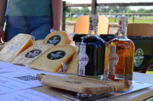 DSC 9733 副本 300x199